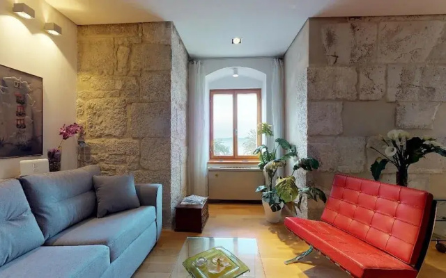 Riva and Diocletian Apartments