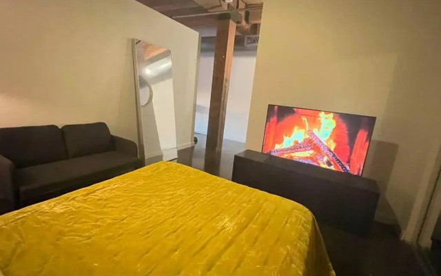 Italian Job Loft In Deep Ellum