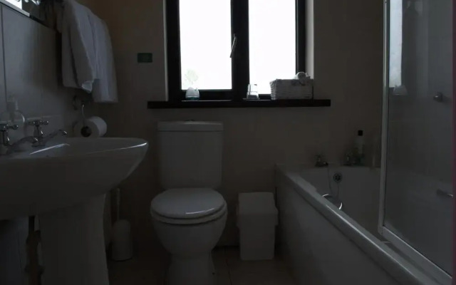 Old Orchard Lodge B&B