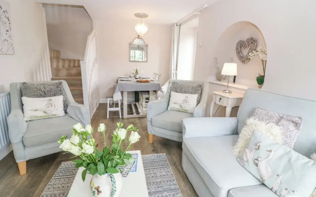 Honeysuckle Cottage