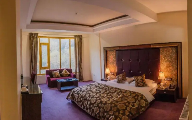 Hotel D Meadows Ladakh
