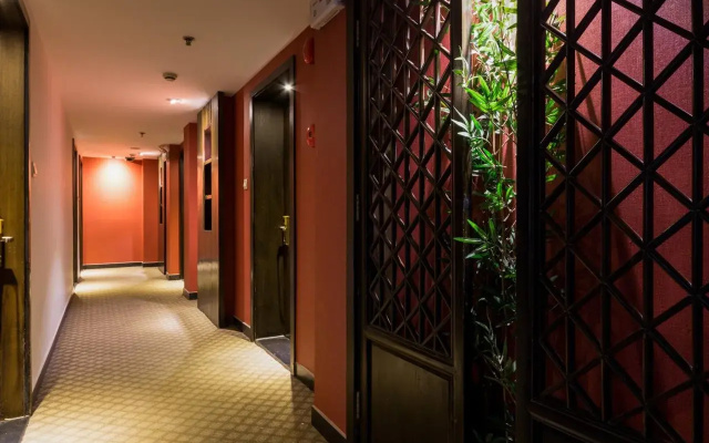 Baolong Homelike Hotel (Jingan Hotel)