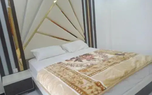 Meridien Suites