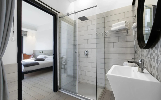 La Ferrovia Guest House