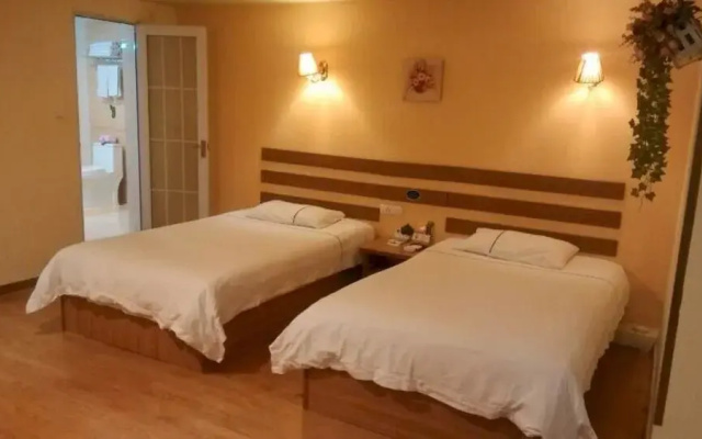 Home Inn Le 8