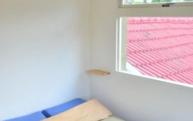 City Hut 1828 Hostel