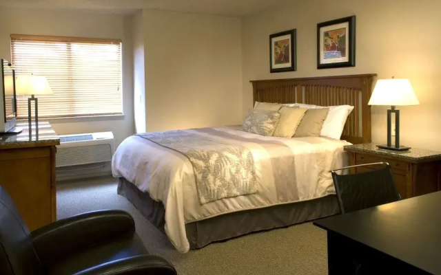 The Commons Hotel & Suites - Denver Tech Center