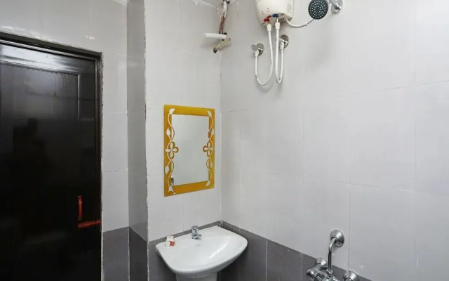 OYO 22510 Ma Classic Inn