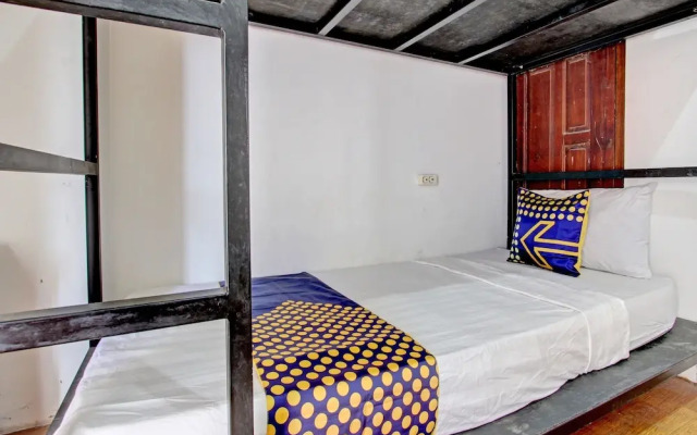 Hotel O Cindelaras B&b Bunk Bed