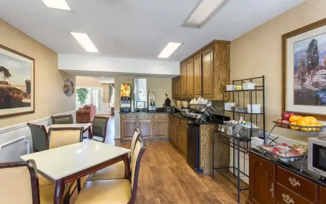 Baymont Inn & Suites Dunn