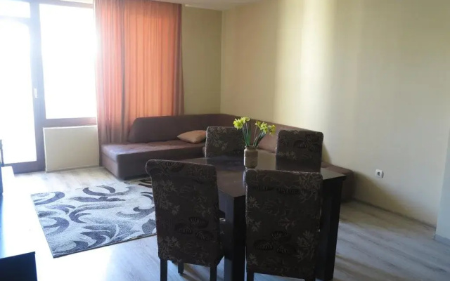 Iglika Apartment
