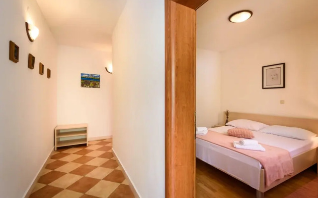 Apartments Zdravko
