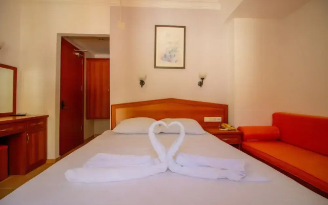 Celeste Hotel