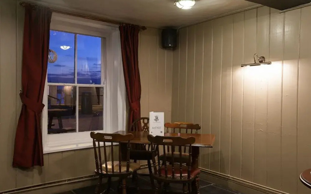 Anchor Hotel