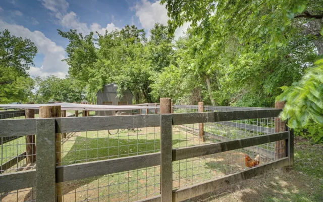 Well-appointed Tulsa Home w/ Fire Pit & Patio!