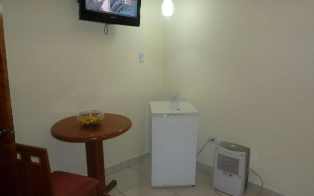 Hostal Huayruro