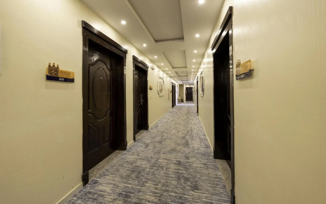 The Palace Hotel Suites 2