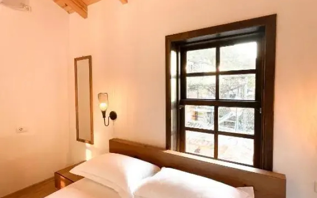 Amalia Hotel