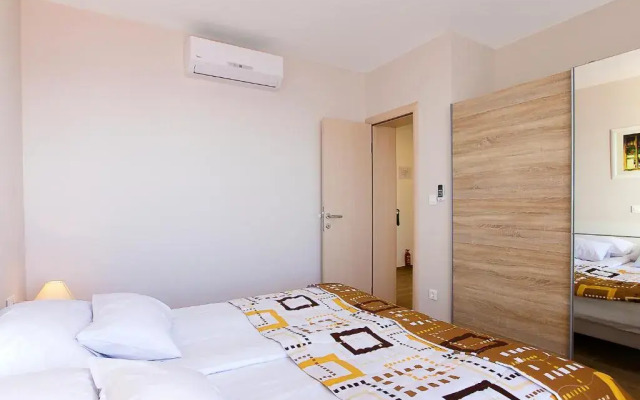 Apartment Ragusa Palace 3 Funjestra