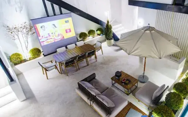 Jiuhuashan Xiangzili Homestay (Meat Body Palace Branch)