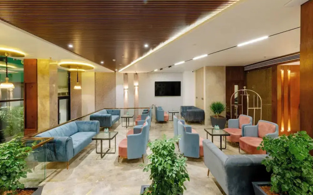 Signature Hotel