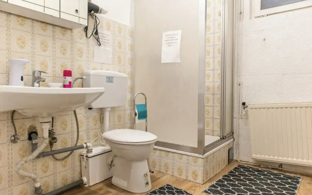 Comfortable 3BR Apt Danube Millennium