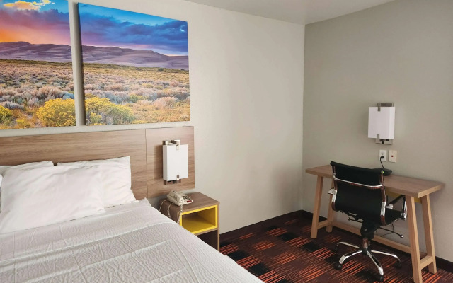 Days Inn by Wyndham Lumberton