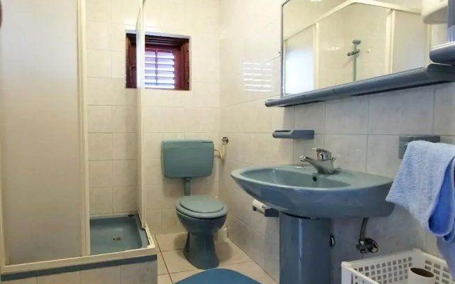 Apartments Šera - 50 m from beach