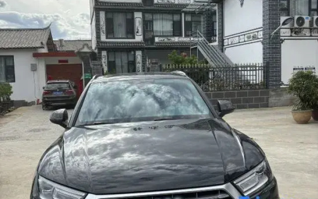 Lijiang Jinglin Hanshe Homestay (Sanyi International Airport)