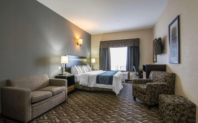 Comfort Inn & Suites