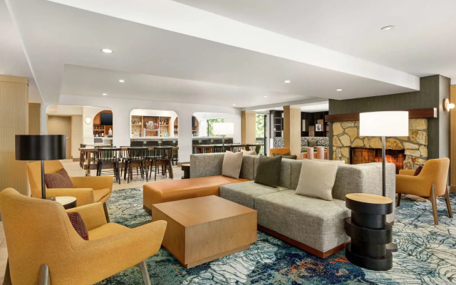 Hilton Garden Inn Monterey
