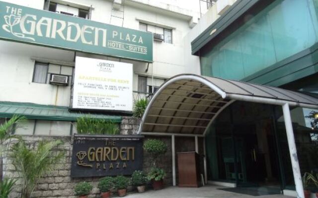 Отель Garden Plaza Hotel Филиппины, Манила - отзывы, цены и фото номеров - забронировать отель Garden Plaza Hotel онлайн вид на фасад