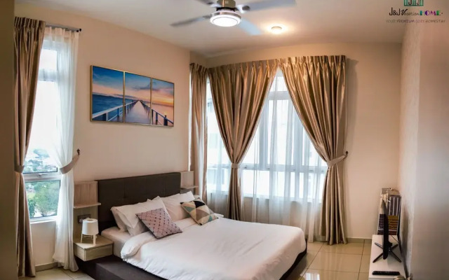 J&J Vacation Home @ Parkland Residences