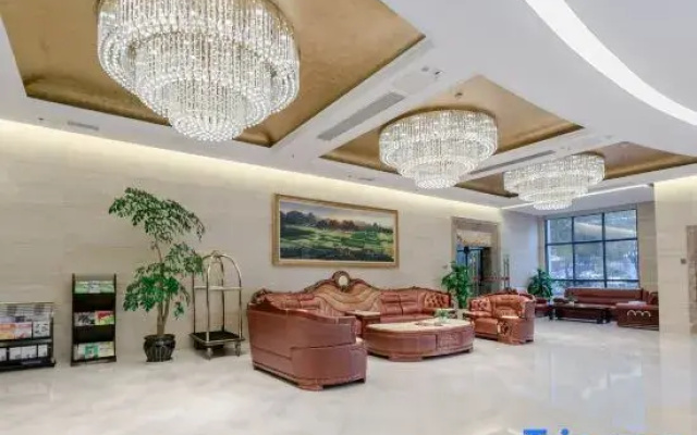 Xiushan Yaxi Hotel (Xiushan Railway Station)