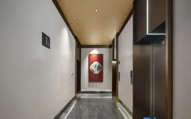 QIANNA HOTEL (Zhengzhou Fangte)
