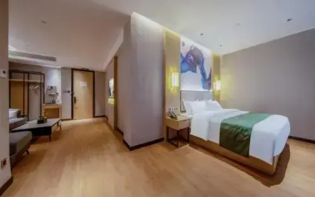 VX Fuyang Railway Station Beijing East Road Hotel