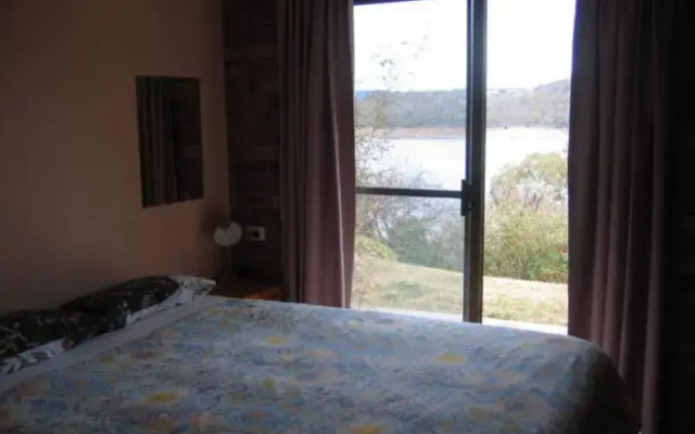 Pontis Lodge