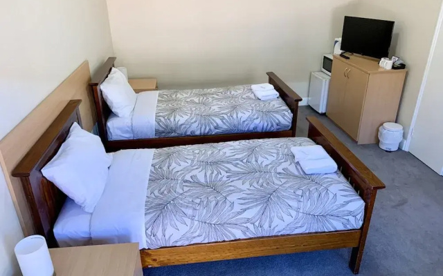 Settlers Hotel York
