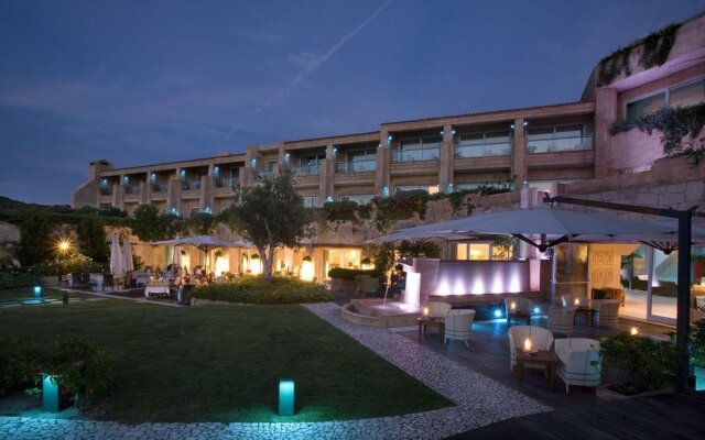 Lea Bianca Luxury Resort Baja Sardinia Italy Zenhotels - 