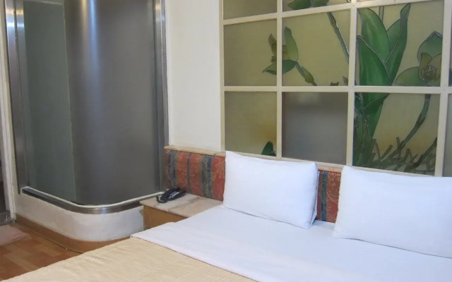 Aiwa Hotel Tainan