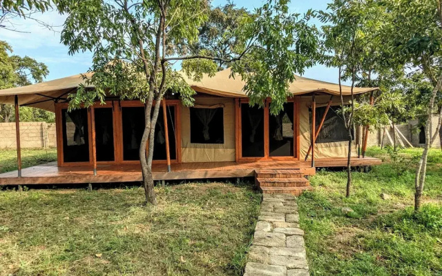 Double G Safaris and Camp Mikumi
