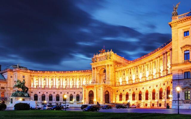 Hotel Alpha Wien вид на фасад
