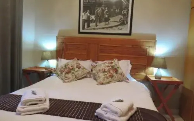 Rohrs Farm Guesthouse