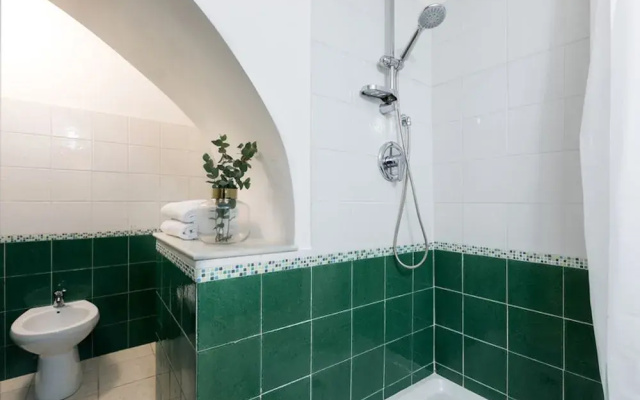 Classic 2BR in Prati by Sonder