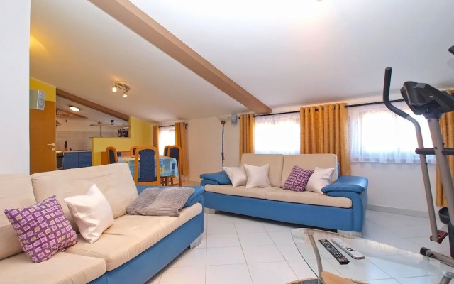 Apartment 1436