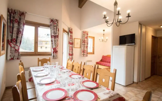 Appartement Lanslevillard, 4 pièces, 10 personnes - FR-1-508-16