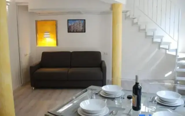 Berardi Palace - Vigna Nuova Loft