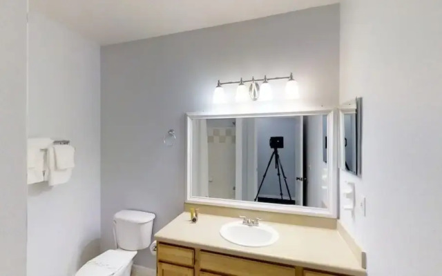 Runaway Beach Club 15204 - Three Bedroom Condo