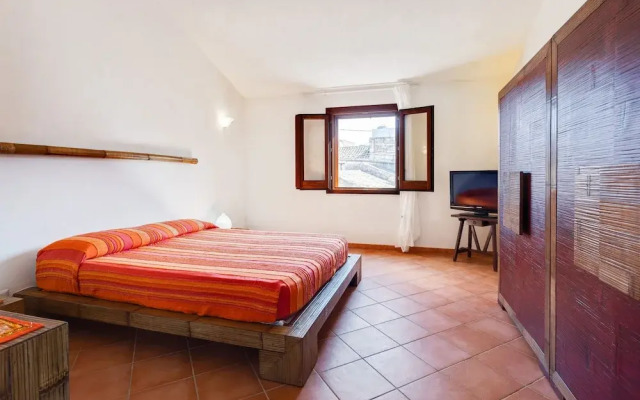 Apartment With Panoramic Terrace, Stunning Seaview!