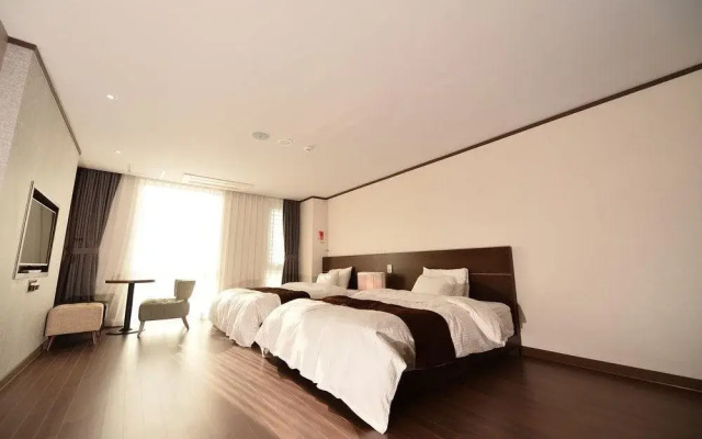 Andong Grand Hotel(안동그랜드호텔)
